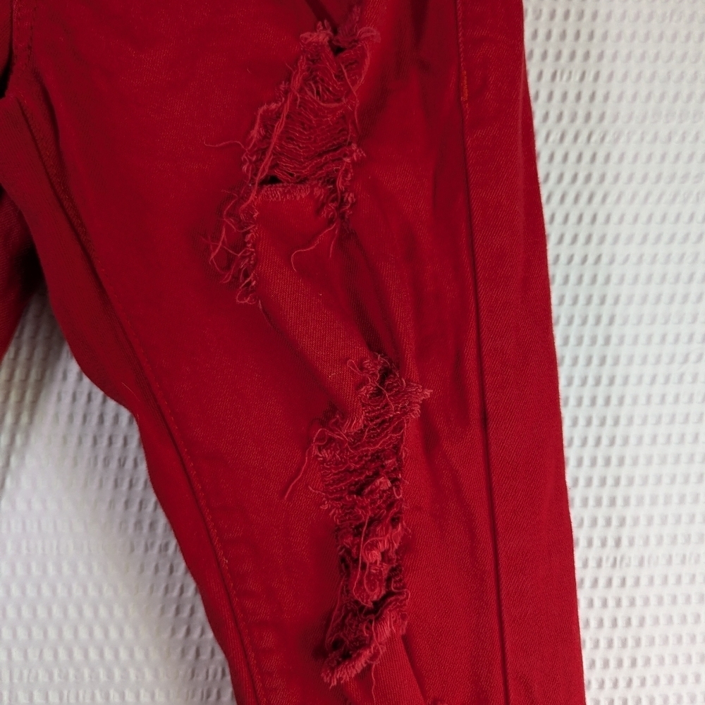 RPM red women's distressed jeans size 30x32 - Picture 3 of 6